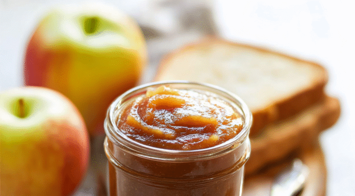 Irresistible Crockpot Apple Butter Recipe to Savor