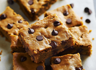Irresistible Pumpkin Chocolate Chip Bars Recipe for Fall