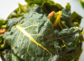 Delicious Collard Greens Recipe for Cozy Comfort Food