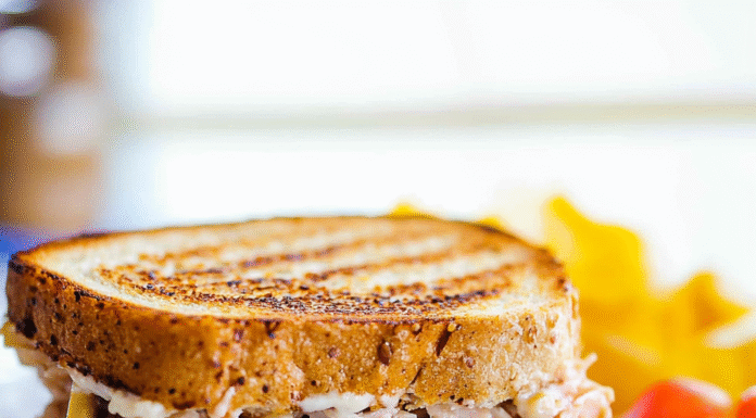 Irresistible Tuna Melt Sandwich Recipe for Cozy Meals
