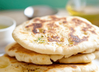 Irresistible Homemade Pita Bread Recipe You’ll Love