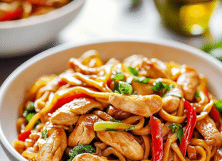 Irresistible Chicken Stir Fry with Noodles Recipe