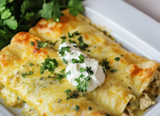 Irresistible Green Chili Chicken Enchiladas Recipe