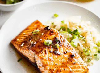 Irresistible Maple Glazed Salmon Recipe for Dinner Delight