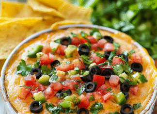 Ultimate Taco Dip Recipe: A Flavorful Crowd-Pleaser