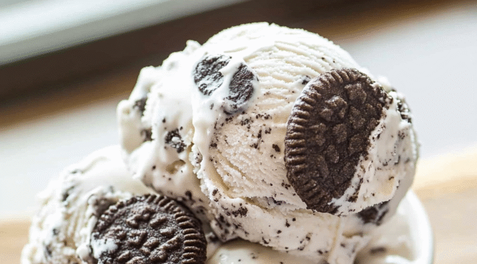 Irresistible Cookies and Cream Ice Cream Recipe