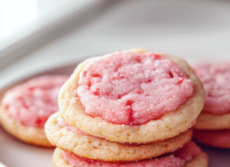 Irresistible Strawberry Sugar Cookies Recipe to Delight You